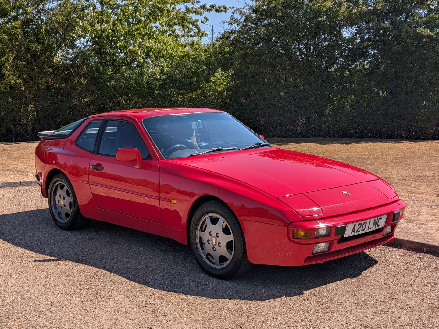 1988 PORSCHE 944 S - Image 1