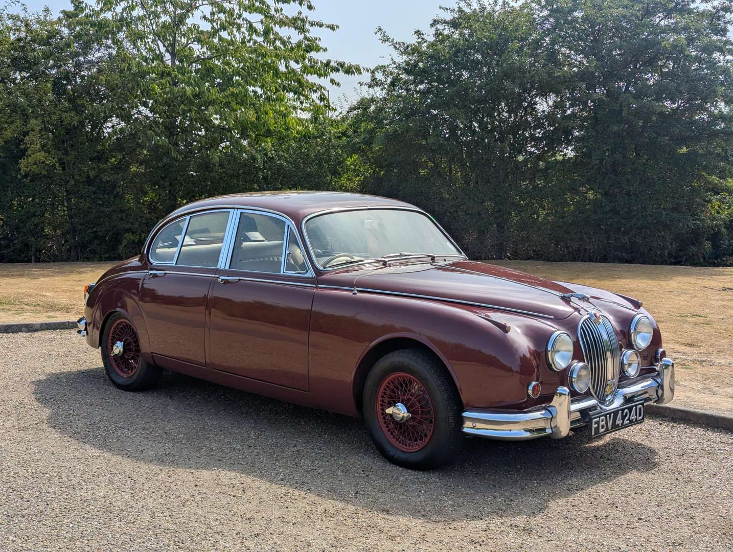 1966 JAGUAR MKII - Image 1