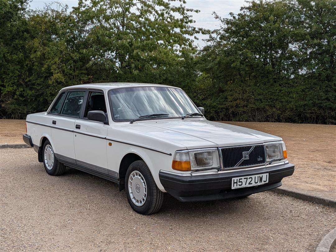 1991 VOLVO 240 GL - Image 1
