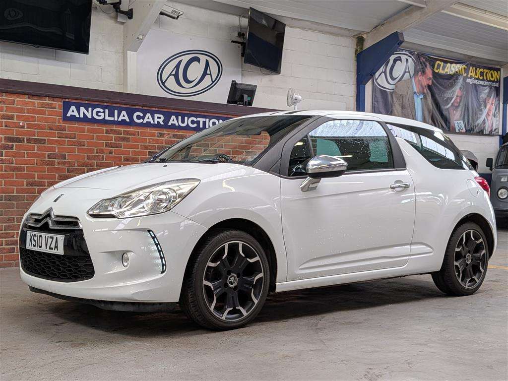 2010 CITROEN DS3 BLACK & WHITE - Image 1