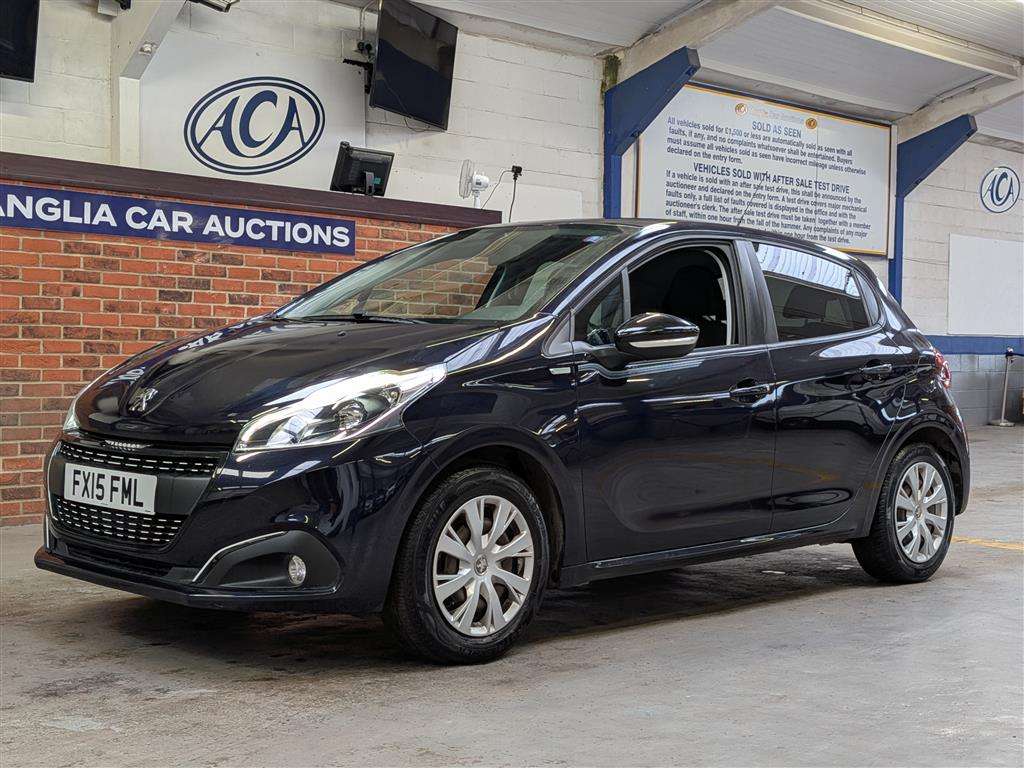 2015 PEUGEOT 208 - Image 1