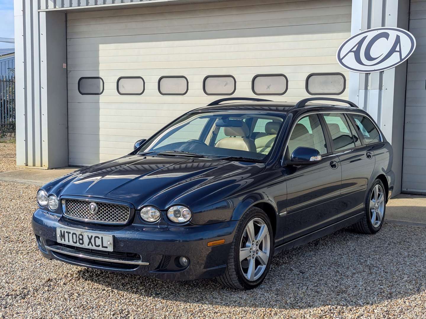 2008 JAGUAR X-TYPE SE ESTATE - Image 1