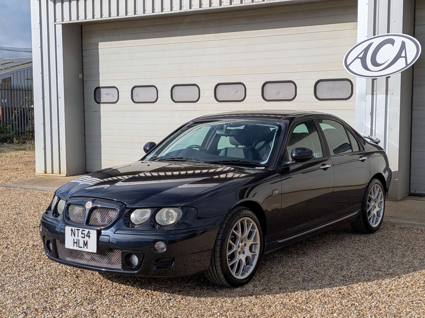2004 MG ZT 180 - Image 1