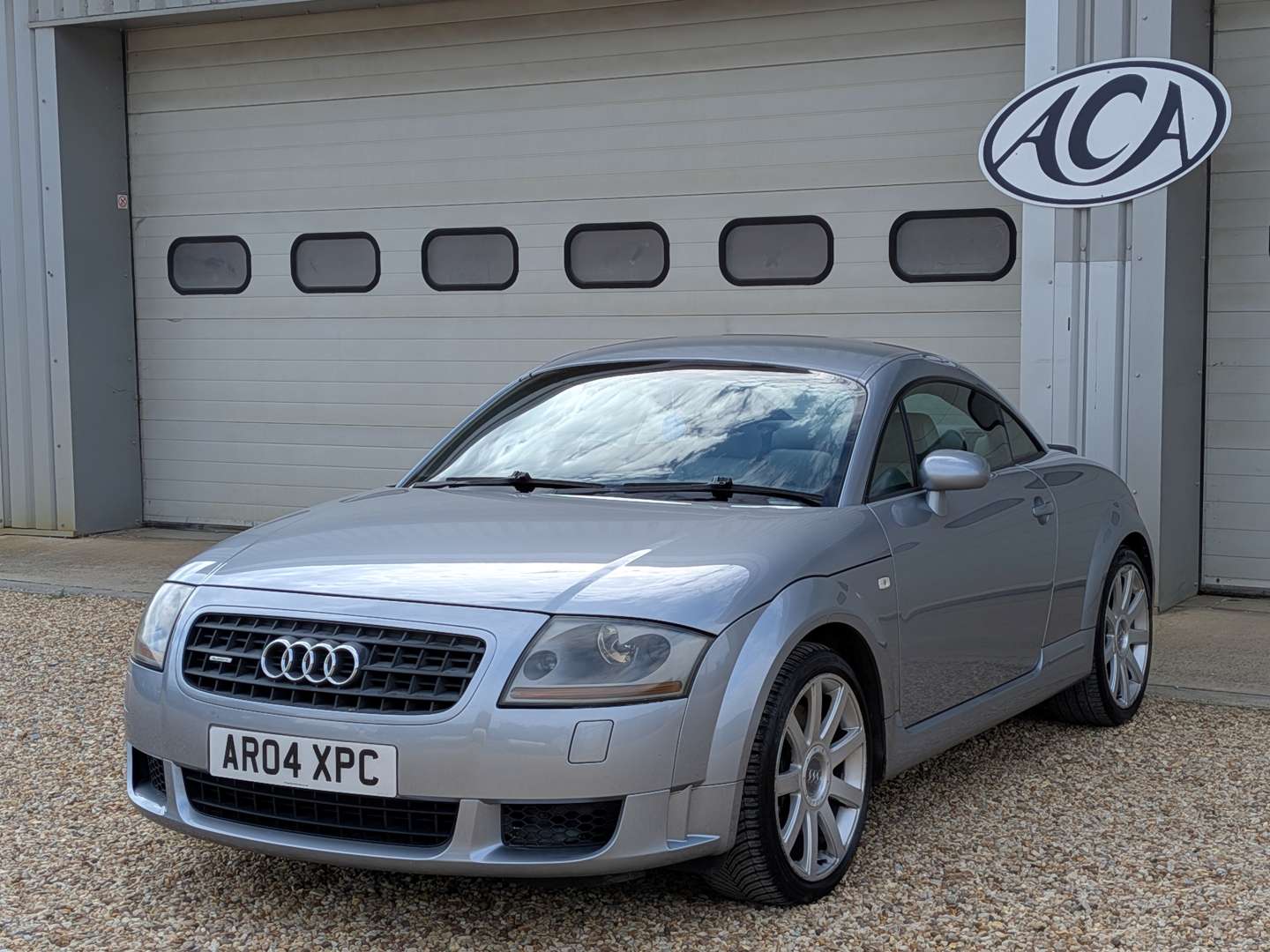 2004 AUDI TT QUATTRO - Image 1