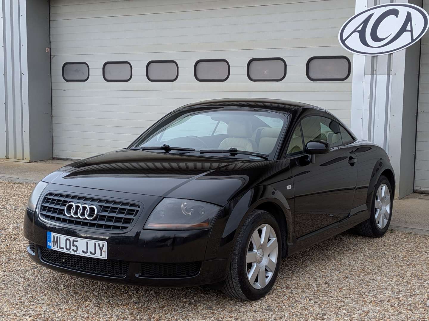 2005 AUDI TT - Image 1