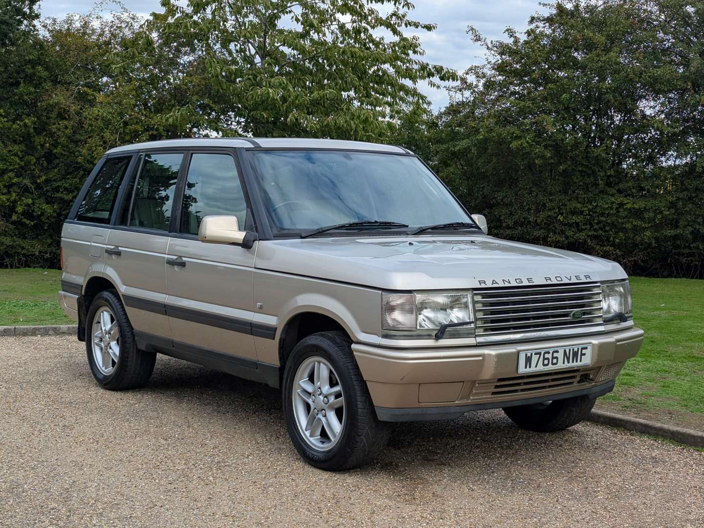 2000 RANGE ROVER P38 DHSE AUTO - Image 1