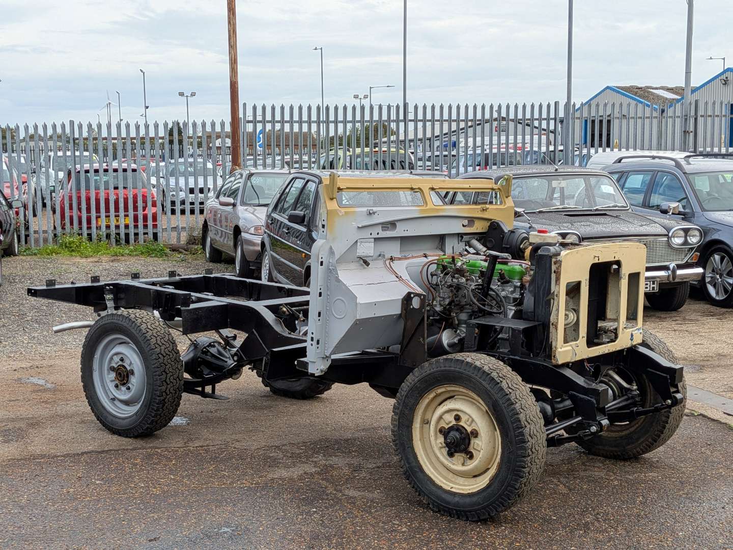 1977 LAND ROVER SANTANA LHD - Image 1