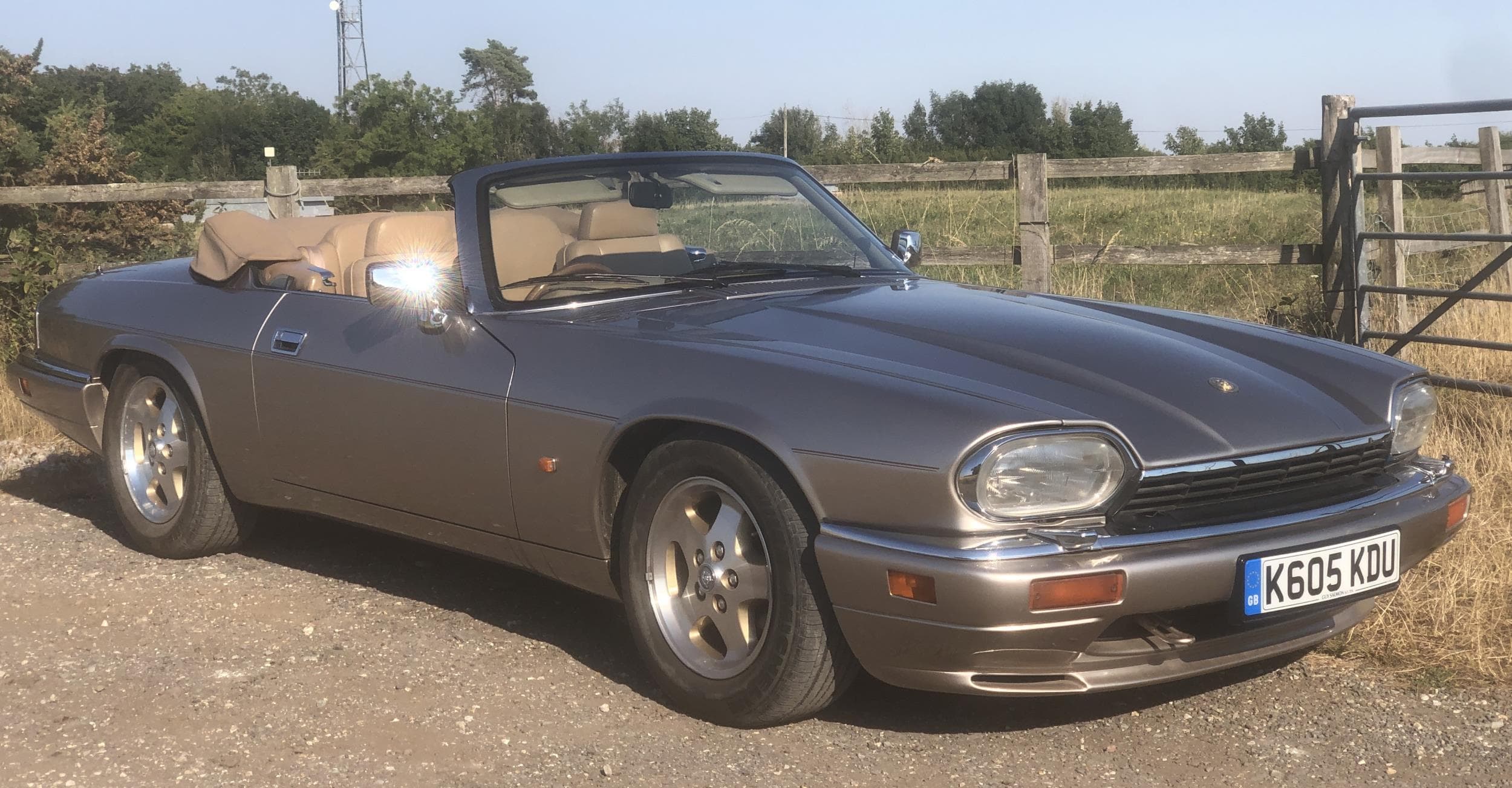 1993 Jaguar XJS 6.0 V12 Convertible - Image 1