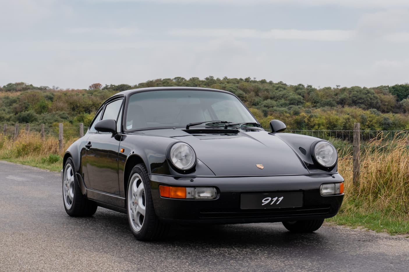 1991 Porsche 911 (964) Carrera 4 - Manual - Image 1