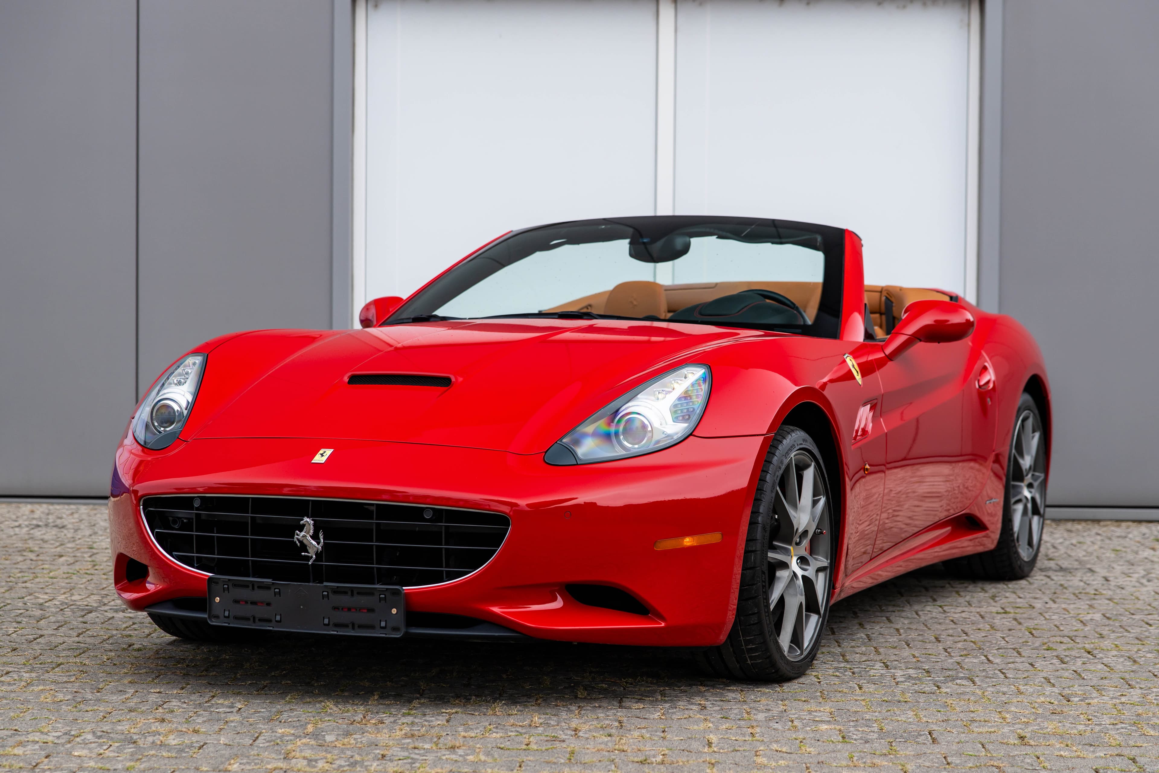 2010 Ferrari California - Image 1