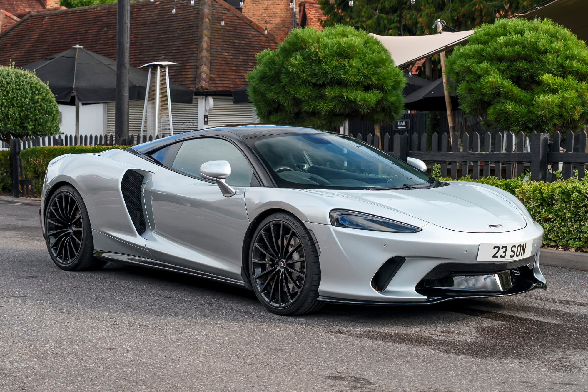 2019 McLaren GT - Image 1