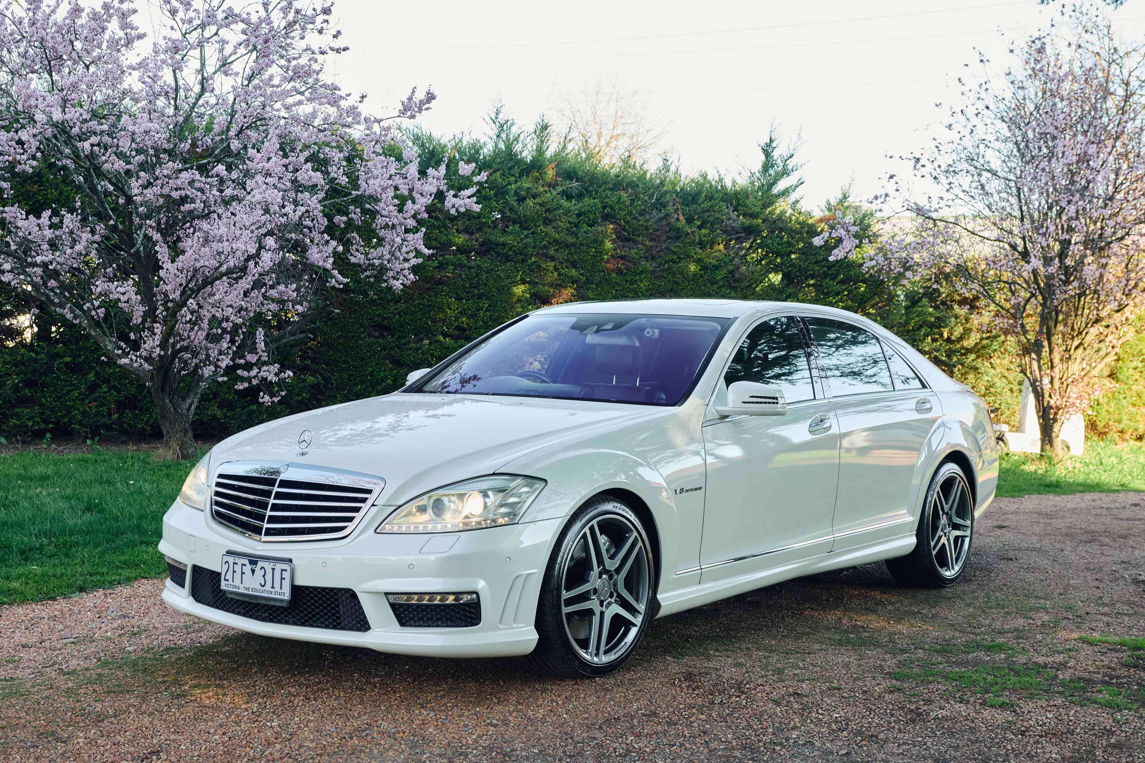 2010 Mercedes-Benz (W221) S63 AMG - Image 1