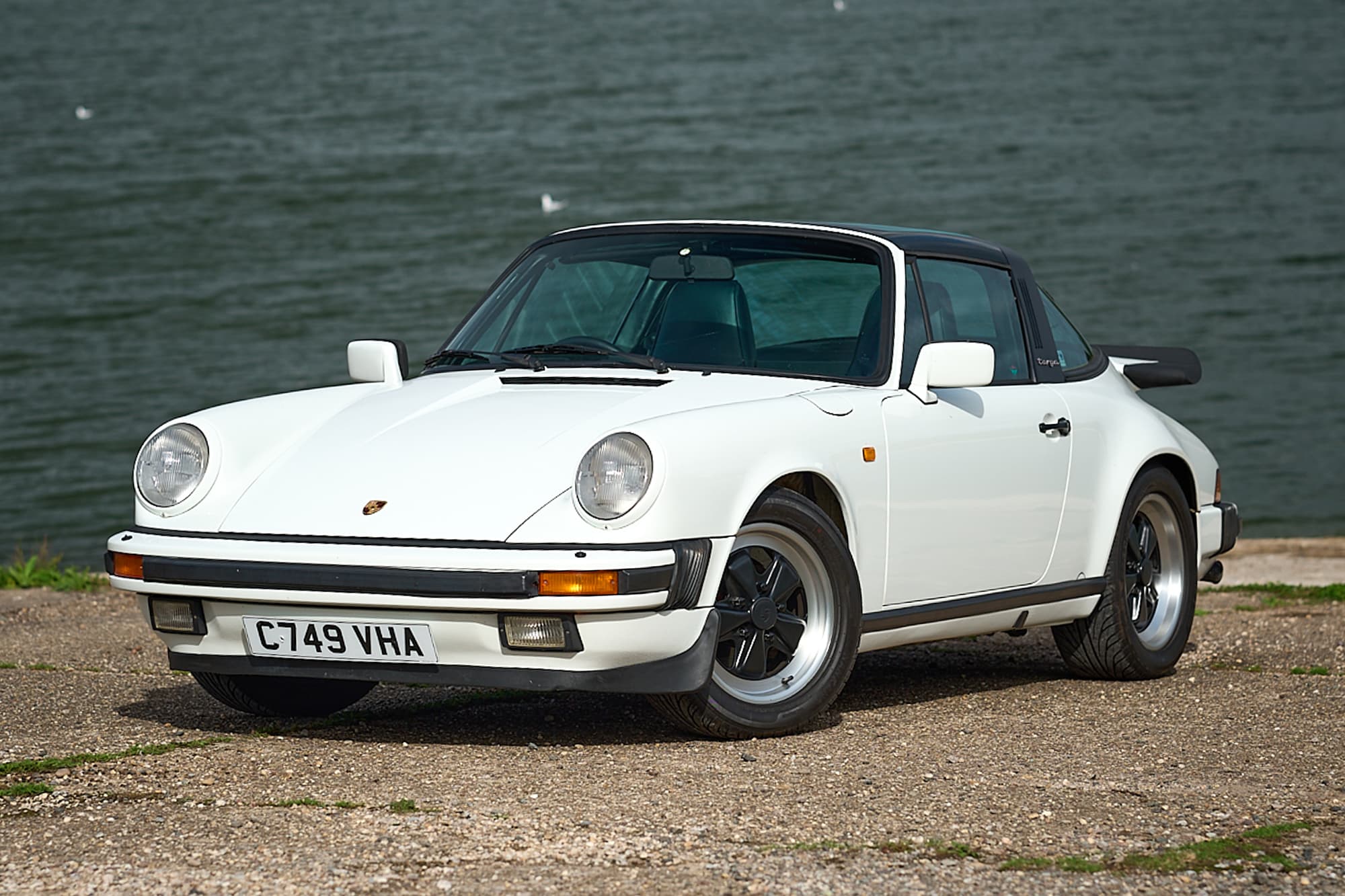 1985 Porsche 911 Carrera 3.2 Targa - Image 1