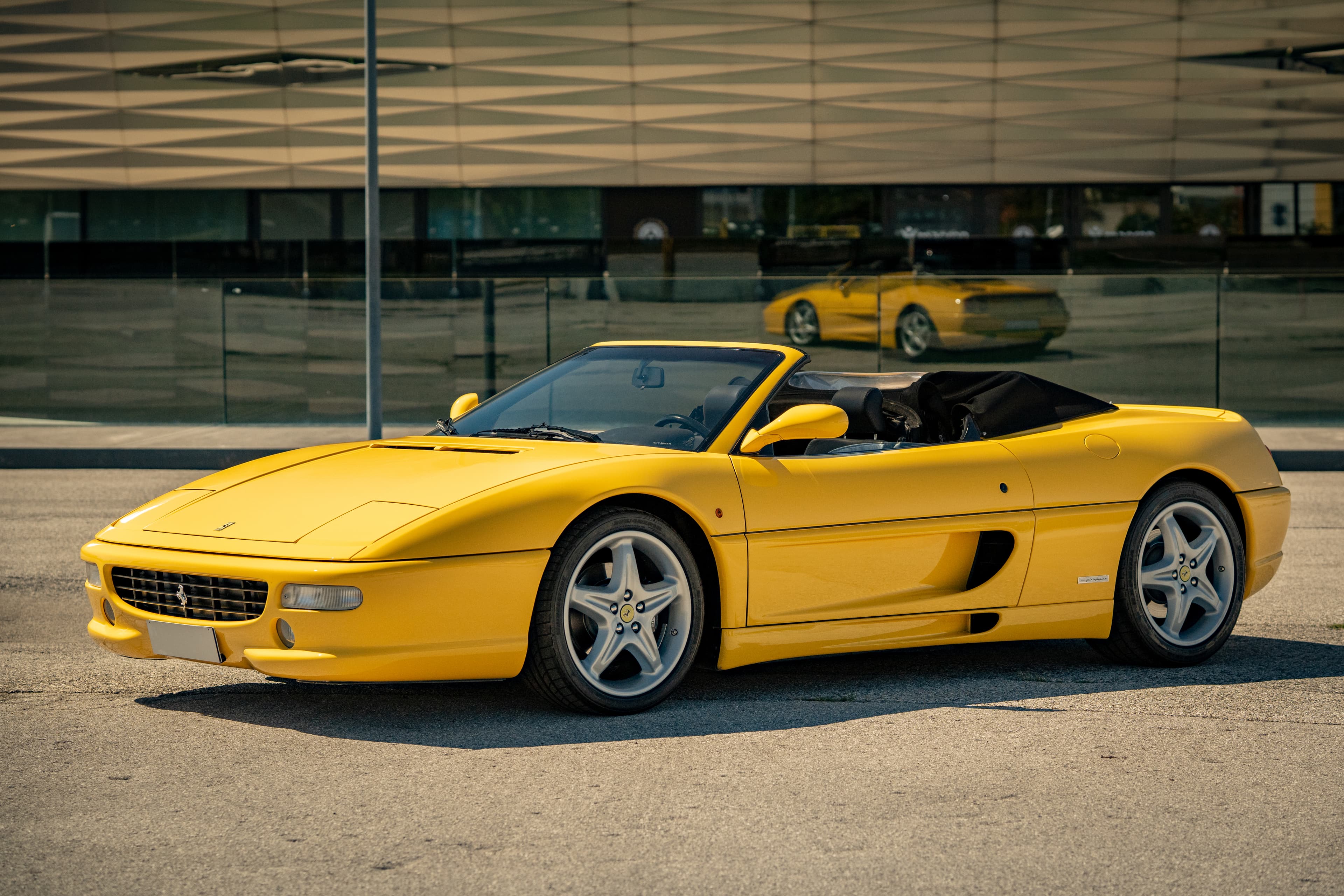 1997 Ferrari F355 Spider - Manual - Image 1