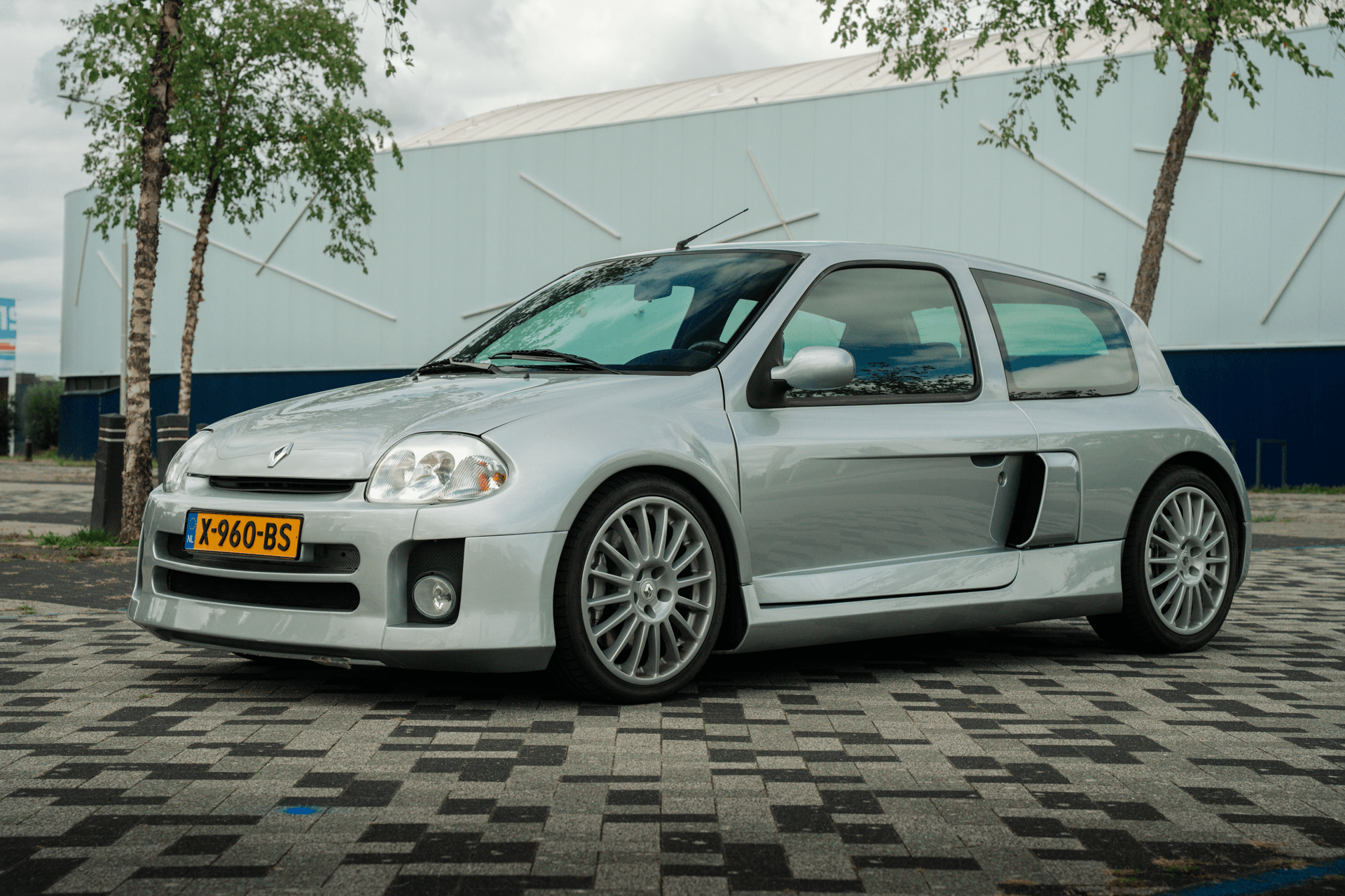 2001 Renault Clio V6 Phase 1 - Image 1
