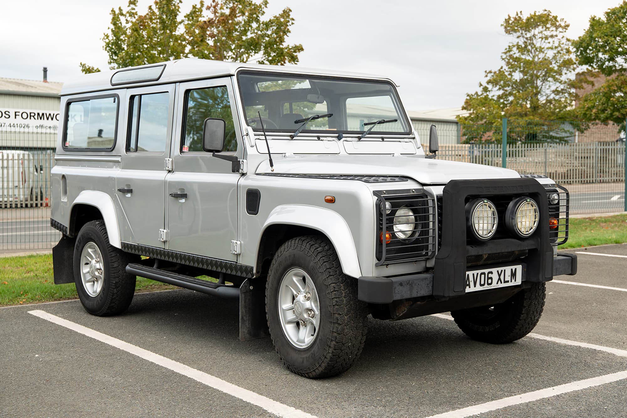 2006 Land Rover Defender 110 TD5 Station Wagon 'Silver Edition' - Image 1