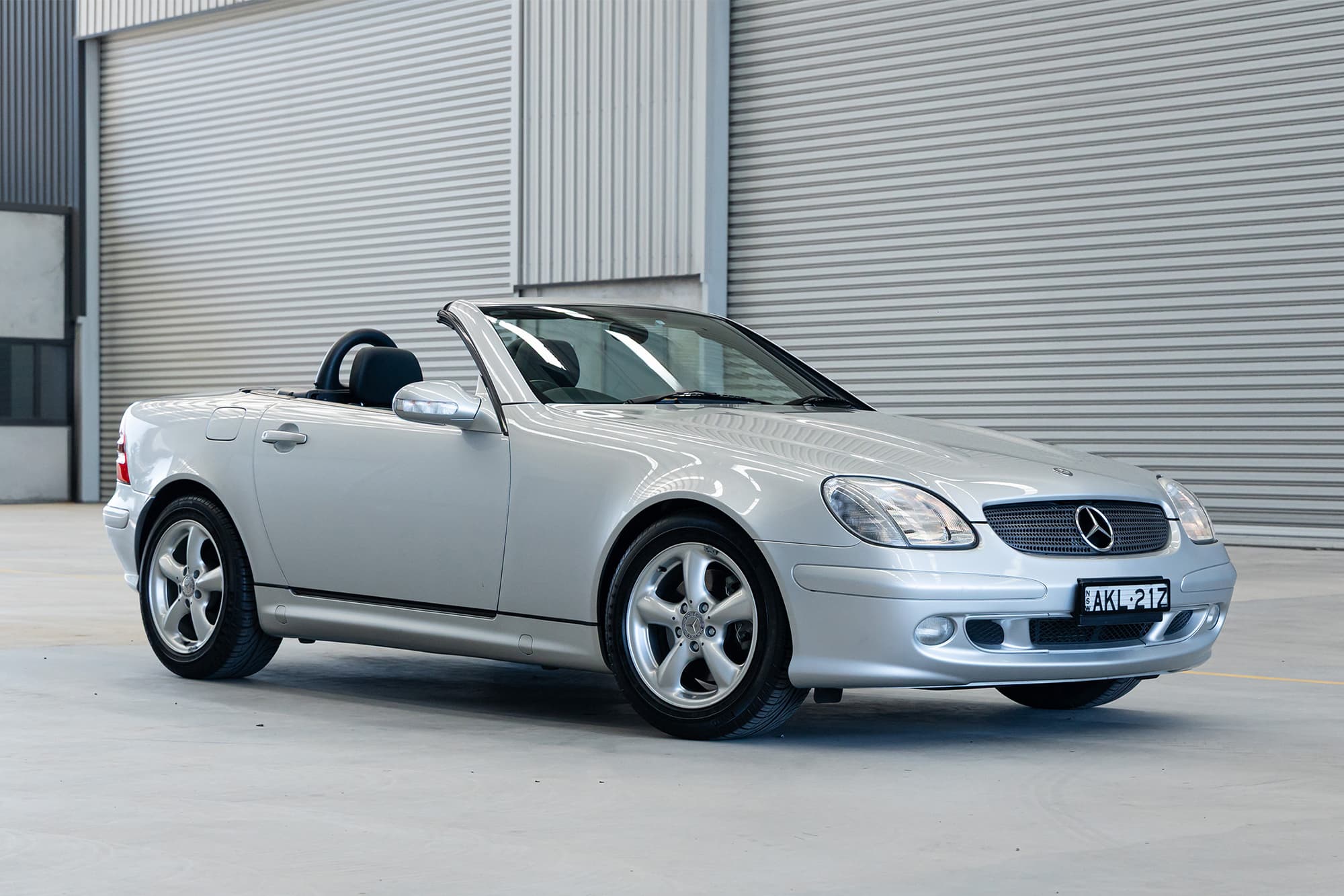2001 Mercedes-Benz (R170) SLK 320 - 24,998 km - Image 1