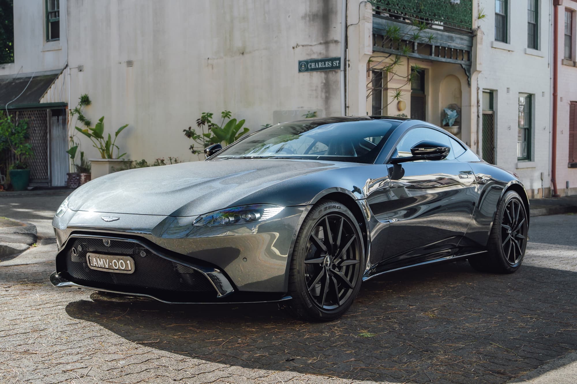 2019 Aston Martin Vantage - Image 1