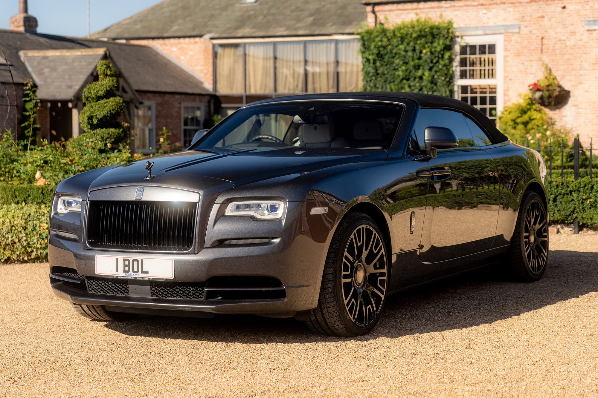 2021 Rolls-Royce Dawn - Image 1