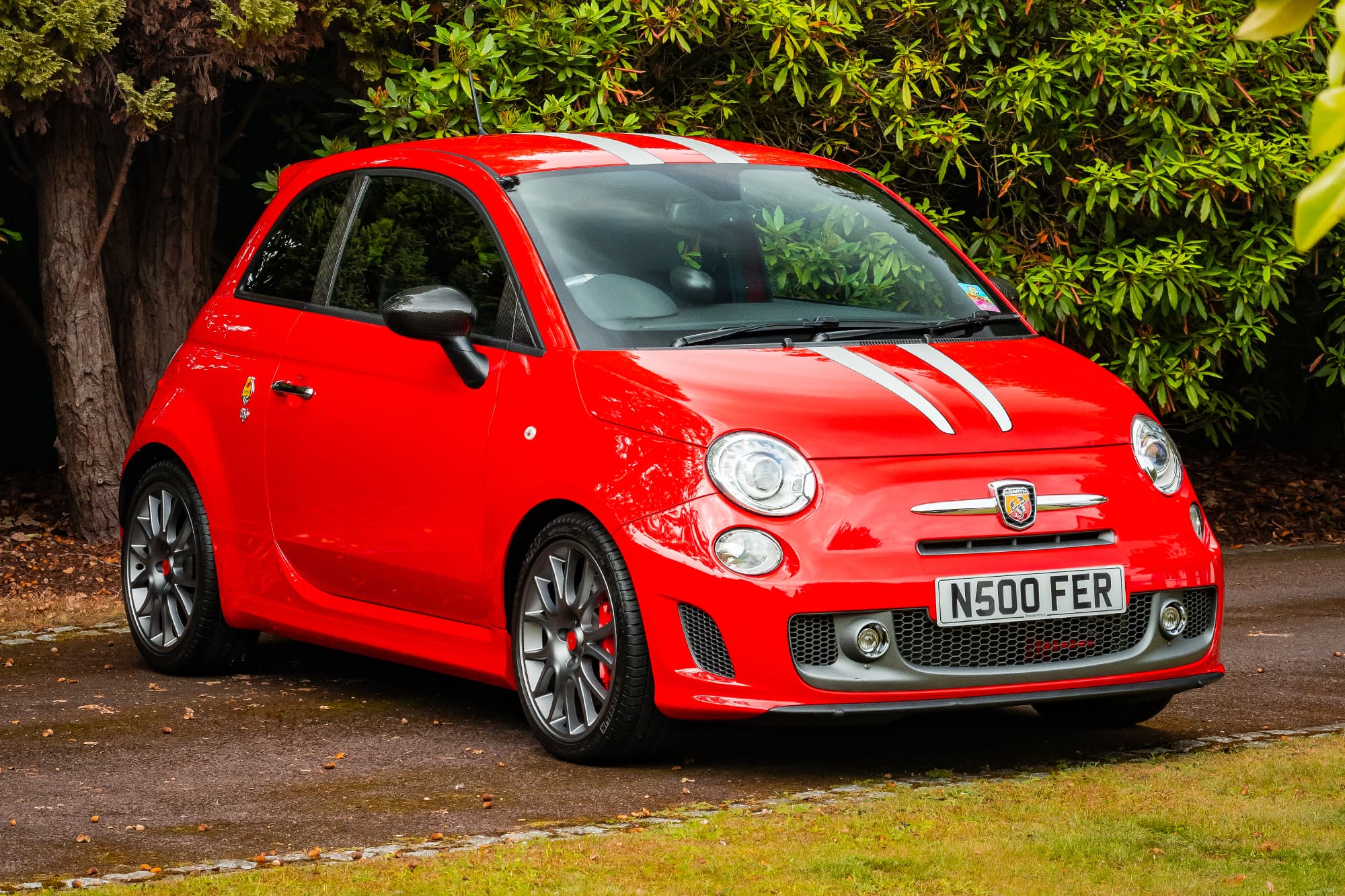 2010 Abarth 695 Tributo Ferrari - Image 1