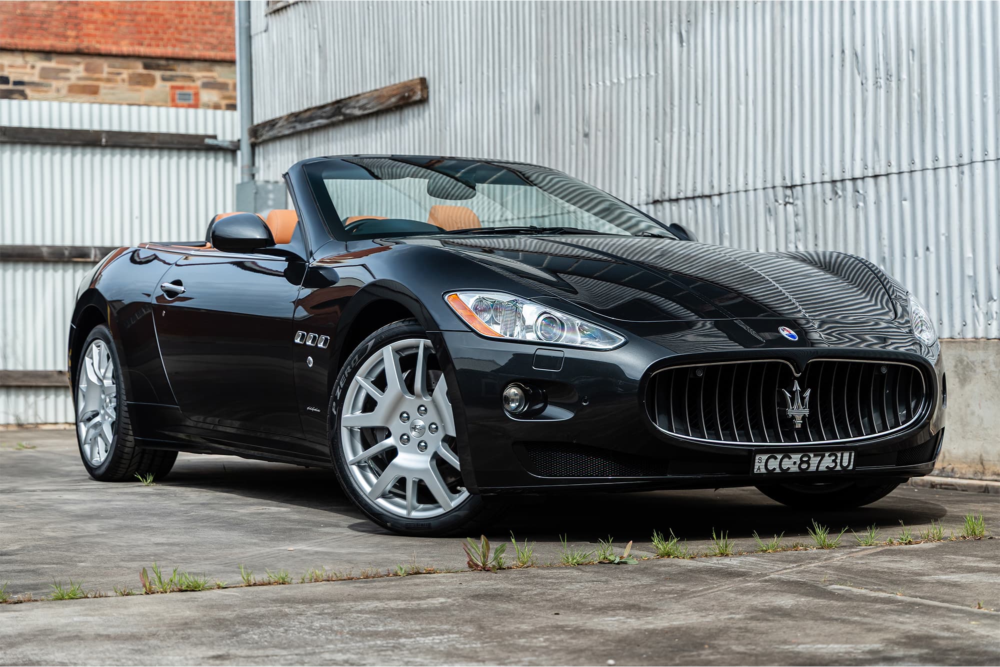 2010 Maserati Grancabrio - Image 1