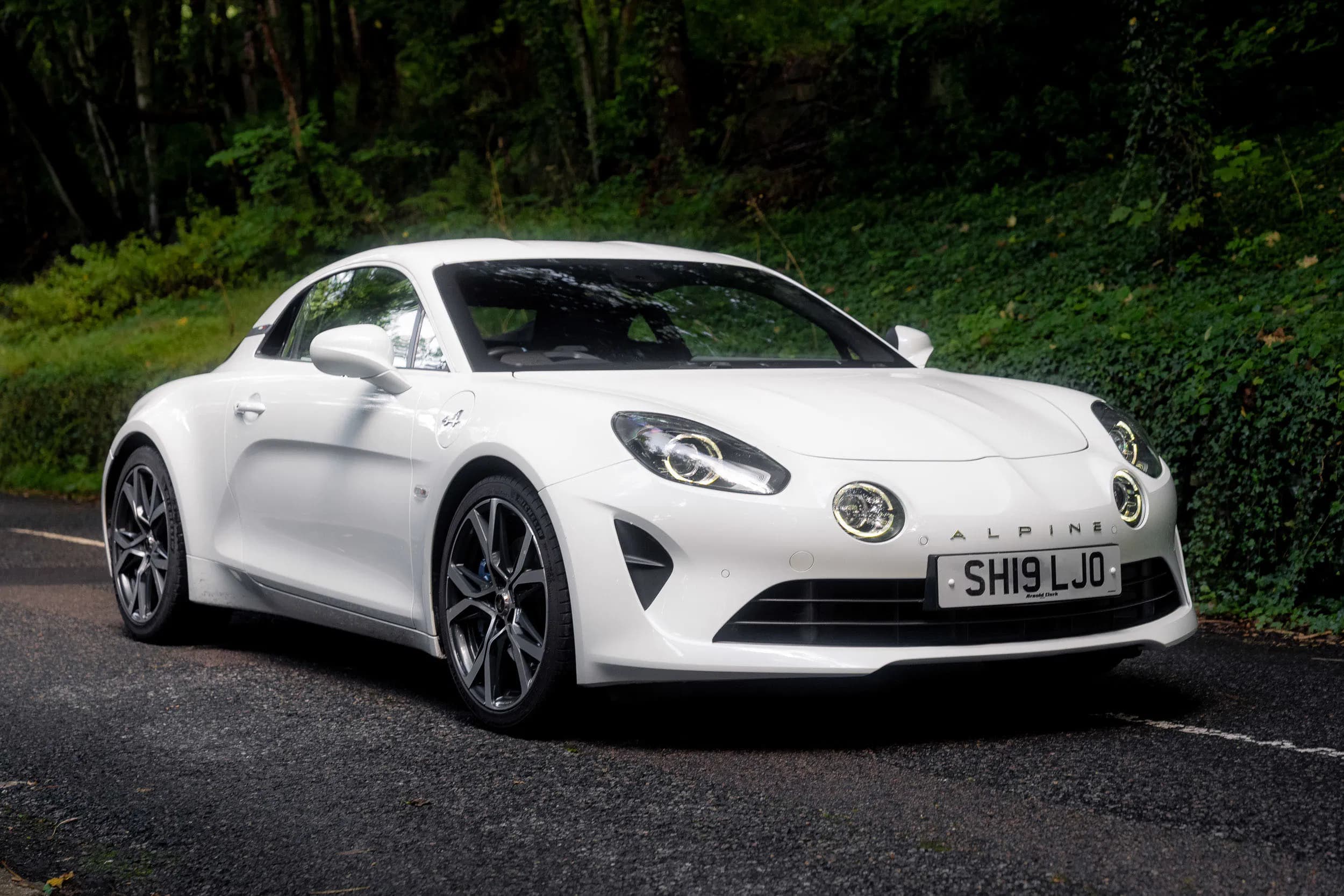 2019 Alpine A110 Pure - Image 1