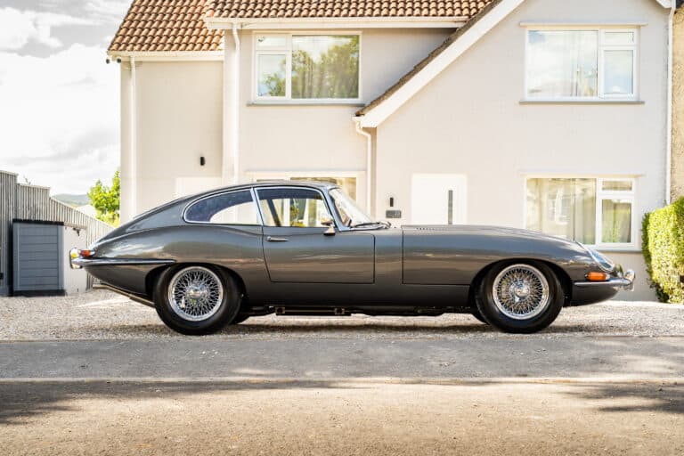 1965 Jaguar E-Type 4.2 Coupé - Image 1