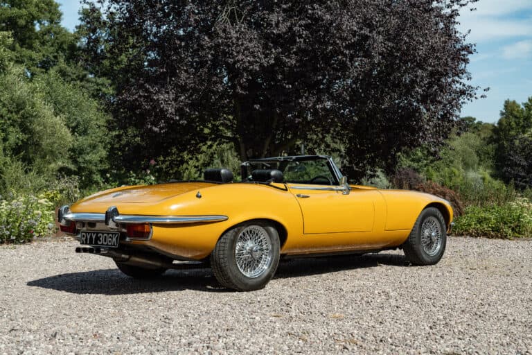 1971 Jaguar E-Type V12 Roadster - Image 1