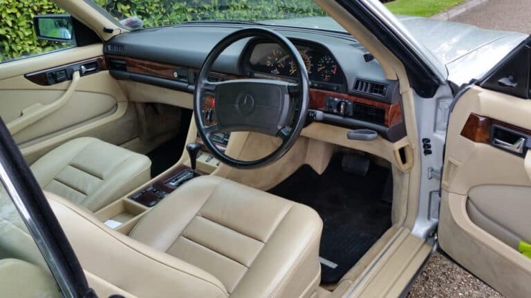 1987 Mercedes-Benz 560 SEC - Image 1