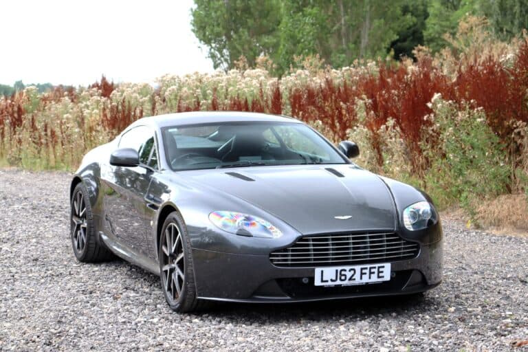 2012 Aston Martin V8 Vantage 4.7 - Image 1