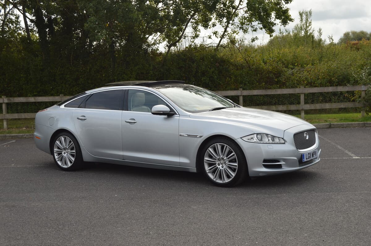 2011 Jaguar Xj Portfolio V6 D Auto - Image 1