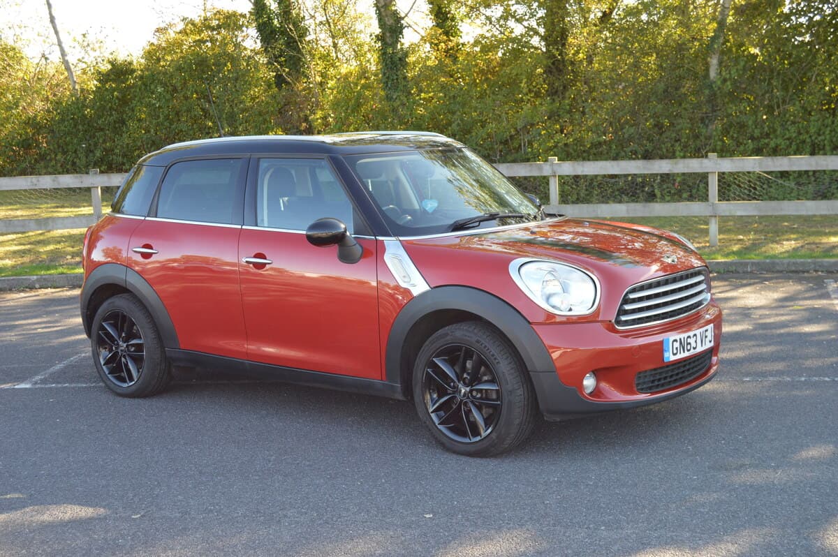 2013 Mini Countryman Cooper - Image 1