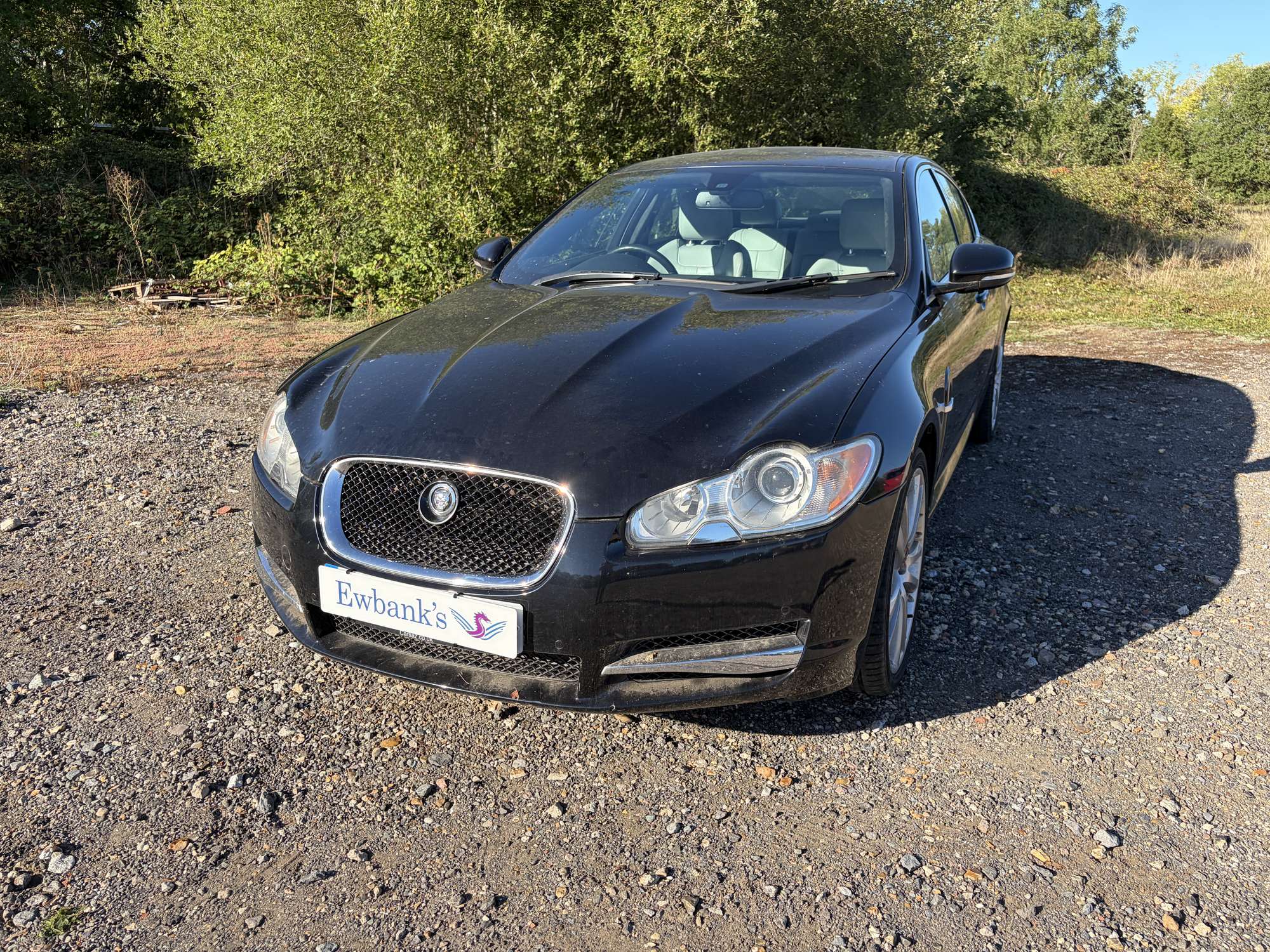2011 Jaguar XF S Premium Luxury 3.0 V6 275 Diesel 4 Door Saloon - Image 1